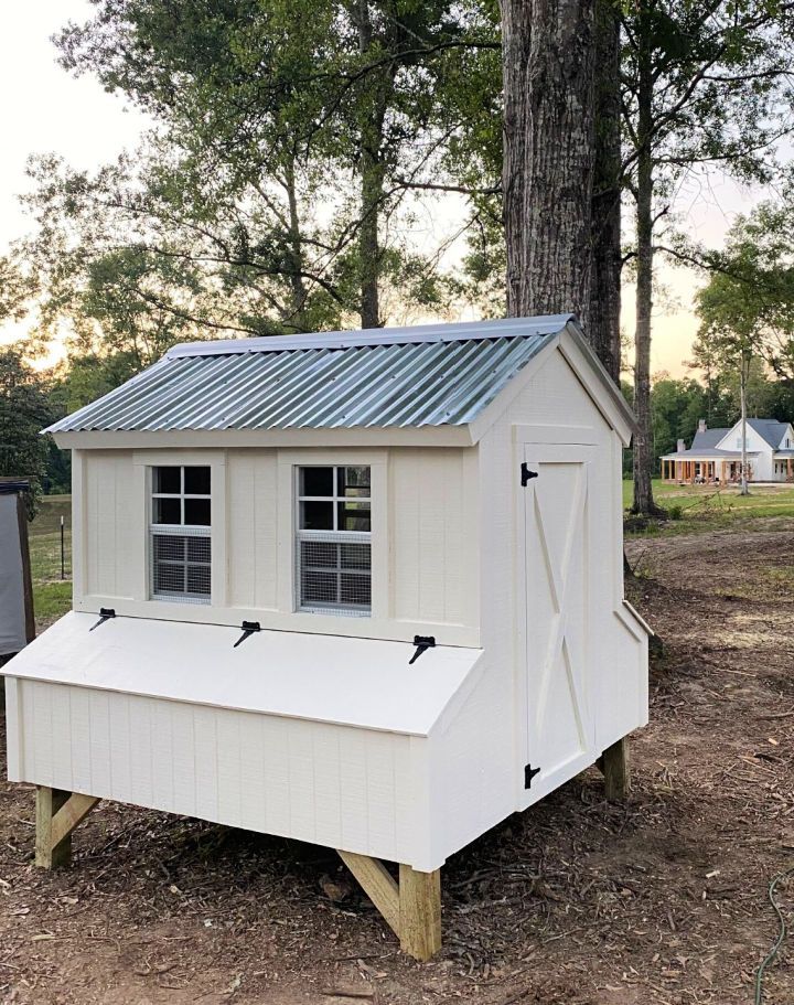 How to Build a Farmhouse Chicken Coop