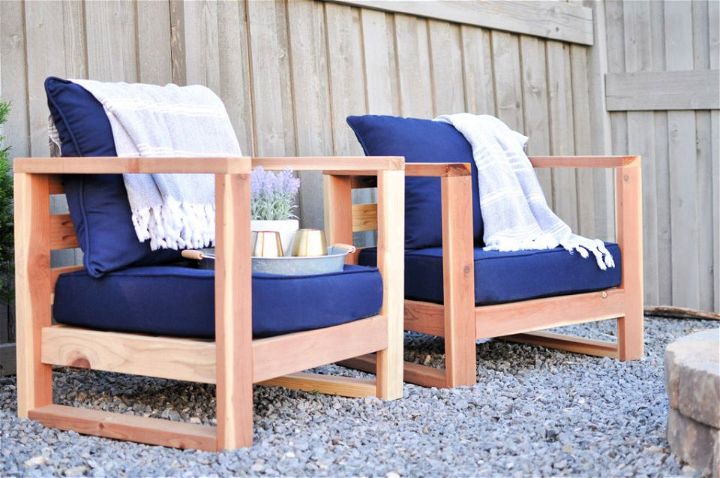 Build an Outdoor Wood Chair Free Plans