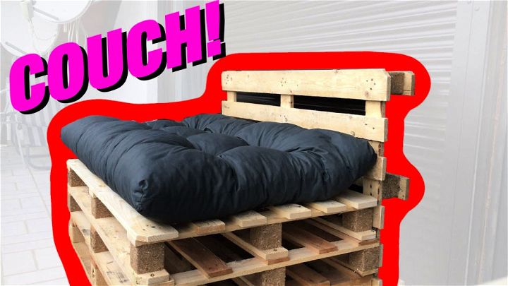 Easy and Fun DIY Pallet Couch