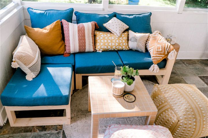 How to Build a Wooden Deck Sectional Sofa
