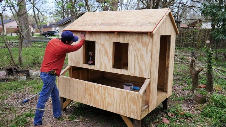 How to Make Chicken Coop at Home