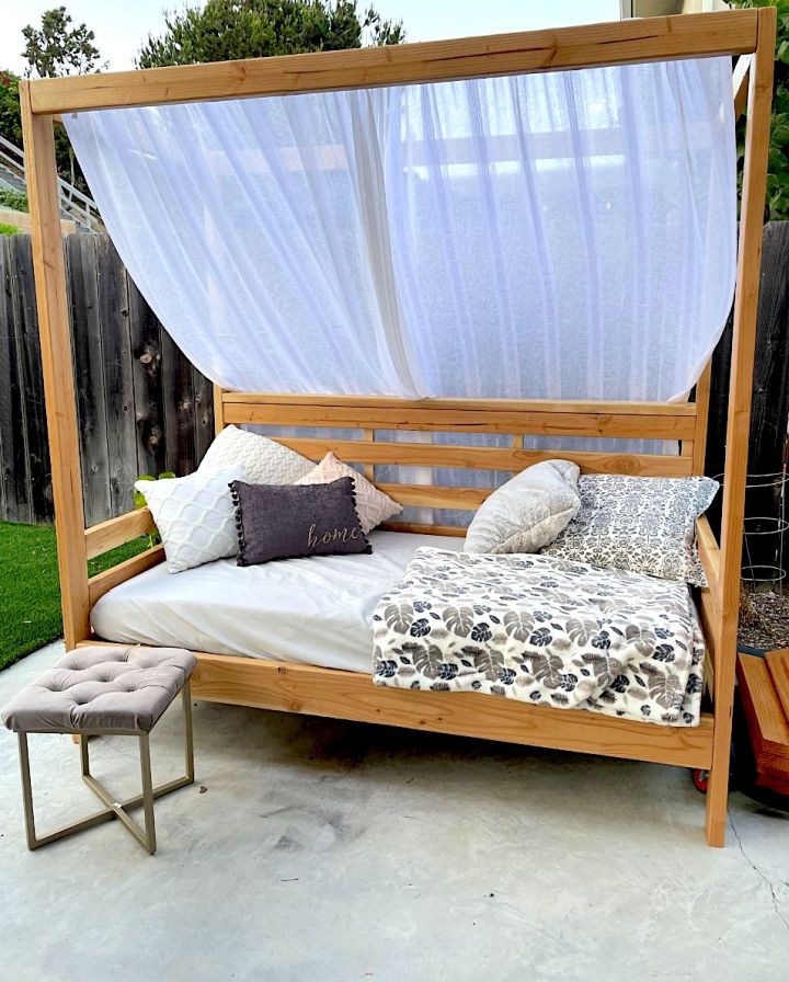 Make an Outdoor Daybed With Canopy